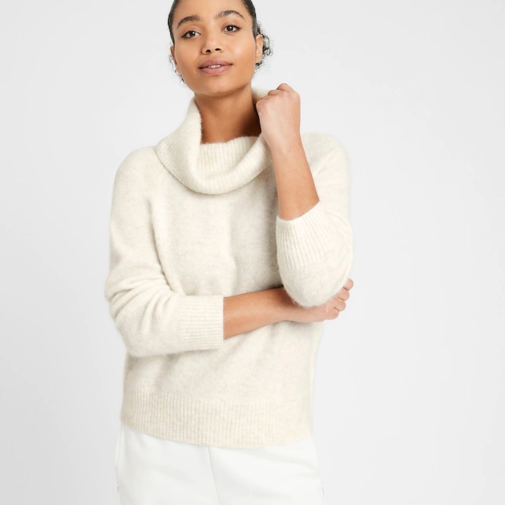 Banana Republic Cowl-Neck Sweater. Size medium.